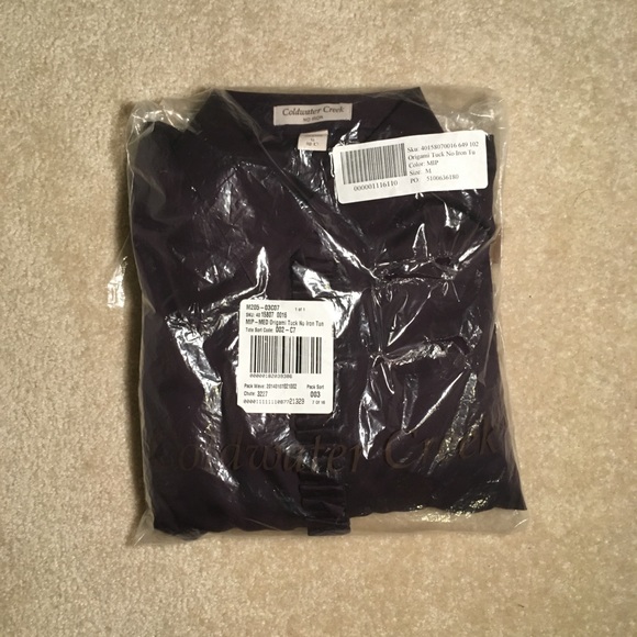 Maroon button down shirt - Picture 1 of 5